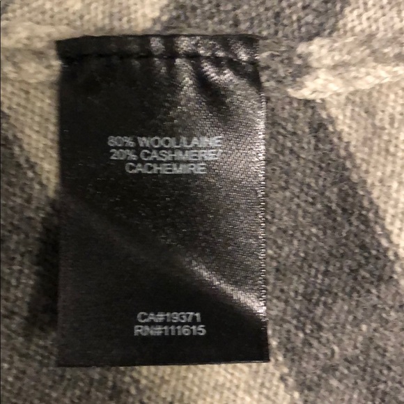 Robbi & Nikki Striped Wool Dolman Sleeve Sweater - Picture 6 of 6